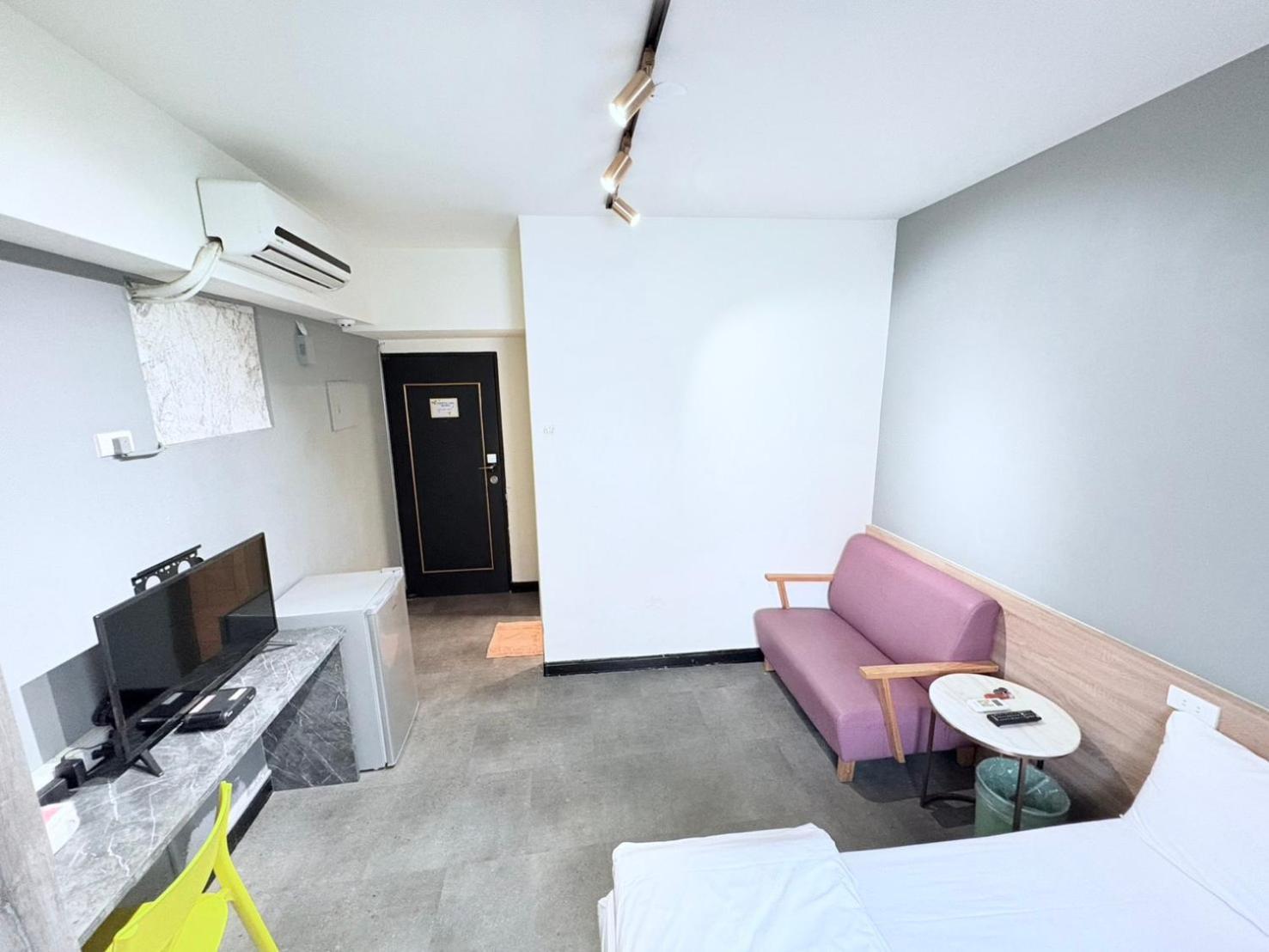 Fengjia Gift Box Homestay Taichung Extérieur photo